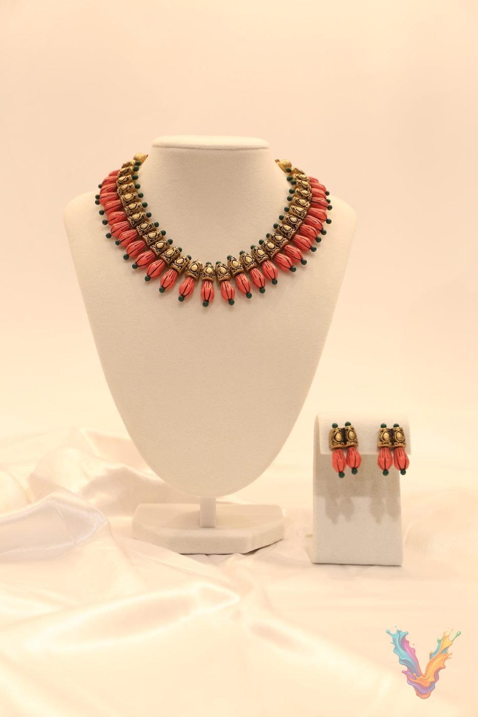 Red and gold terracotta collar necklace with drop earrings